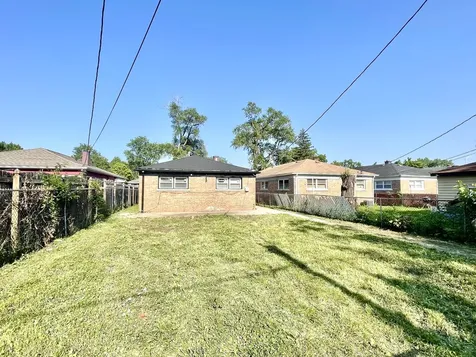 15822 South Ashland Avenue Harvey IL 60426