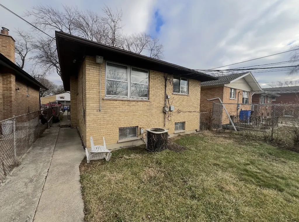 11532 South Morgan Street Chicago IL 60643