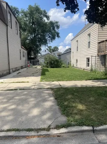 4844 West Gunnison Street Chicago IL 60638