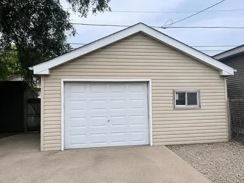 4844 West Gunnison Street Chicago IL 60638
