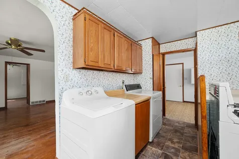 3424 2ND Street East Moline IL 61244
