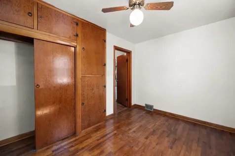 3424 2ND Street East Moline IL 61244
