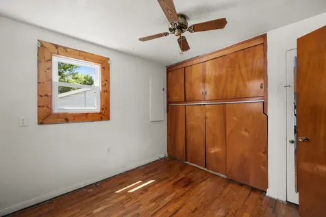 3424 2ND Street East Moline IL 61244