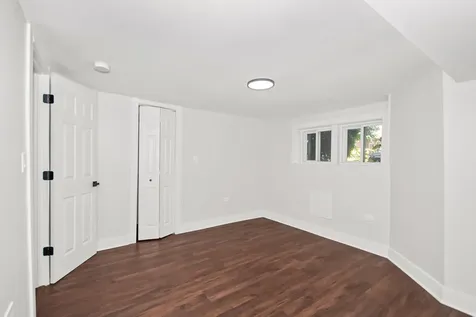 5529 West Cornelia Avenue Chicago IL 60641