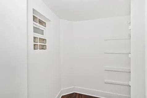 5529 West Cornelia Avenue Chicago IL 60641