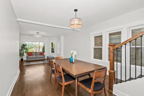 5529 West Cornelia Avenue Chicago IL 60641