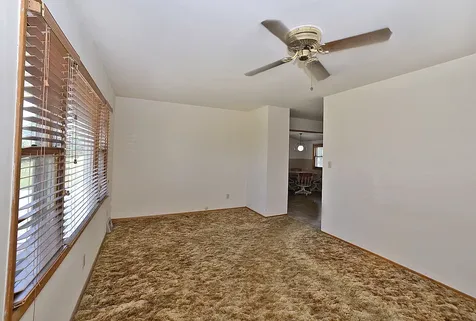1104 North 29th Road Utica IL 61373