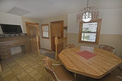 1104 North 29th Road Utica IL 61373