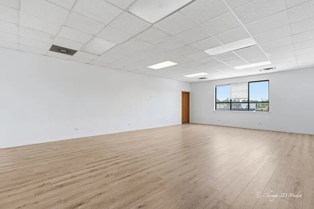 5844 North Milwaukee Avenue Chicago IL 60646