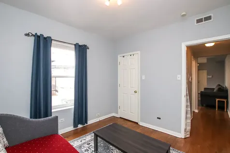 1626 West Farwell Avenue Chicago IL 60626
