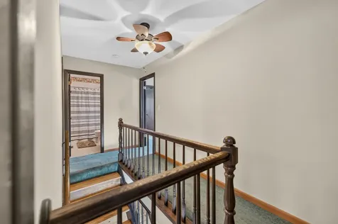 975 West Pine Avenue Roselle IL 60172
