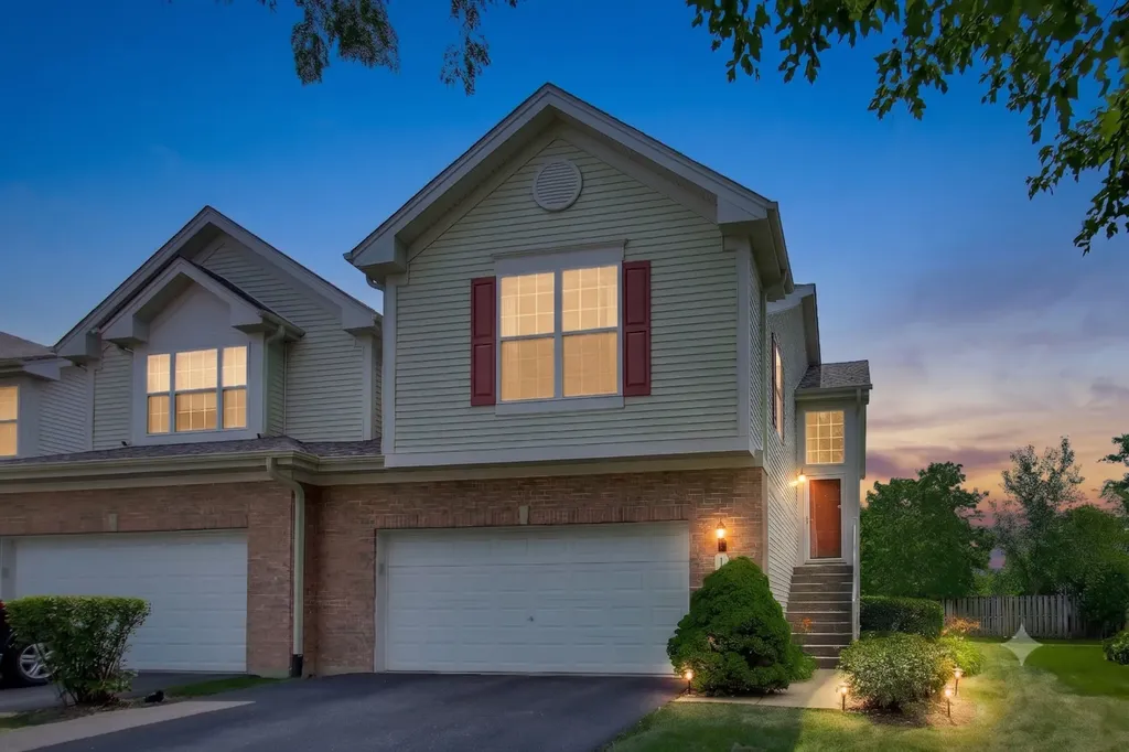 1435 Quincy Bridge Court Bartlett IL 60103