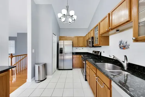 1435 Quincy Bridge Court Bartlett IL 60103