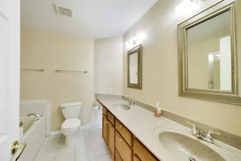 1435 Quincy Bridge Court Bartlett IL 60103