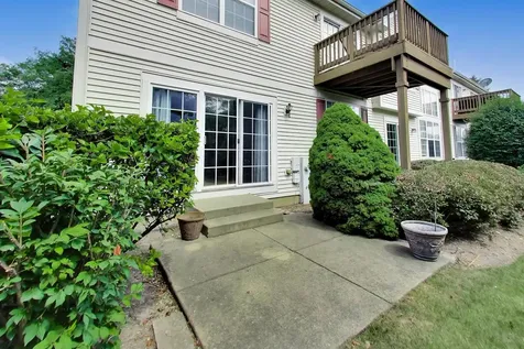 1435 Quincy Bridge Court Bartlett IL 60103