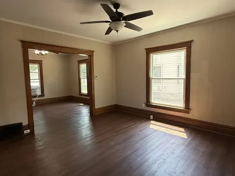 108 6TH Avenue Sterling IL 61081