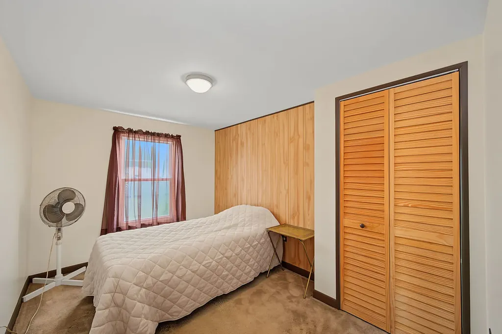 11022 South State Line Road Chicago IL 60617