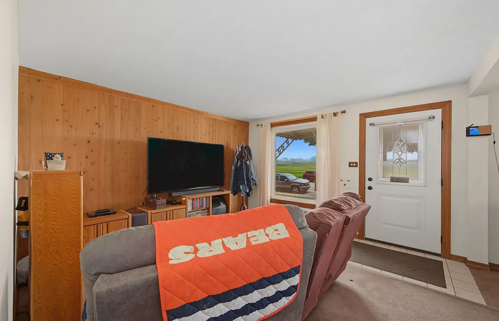 11022 South State Line Road Chicago IL 60617