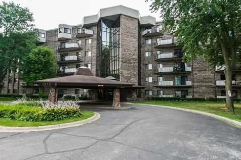 1275 East Baldwin Lane Palatine IL 60074