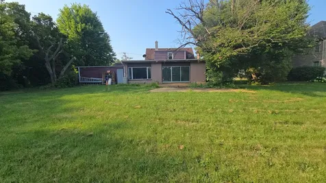 206 East Camp Mcdonald Road Prospect Heights IL 60070
