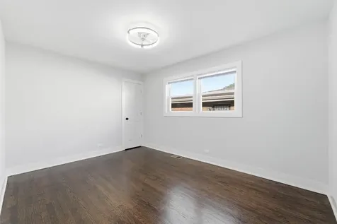 657 East 100th Place Chicago IL 60628