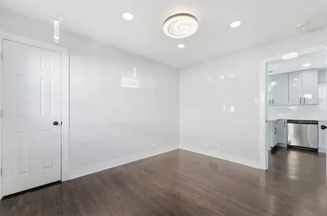 657 East 100th Place Chicago IL 60628