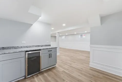 657 East 100th Place Chicago IL 60628