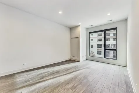 847 North Larrabee Street Chicago IL 60610
