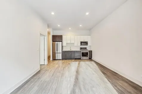 847 North Larrabee Street Chicago IL 60610