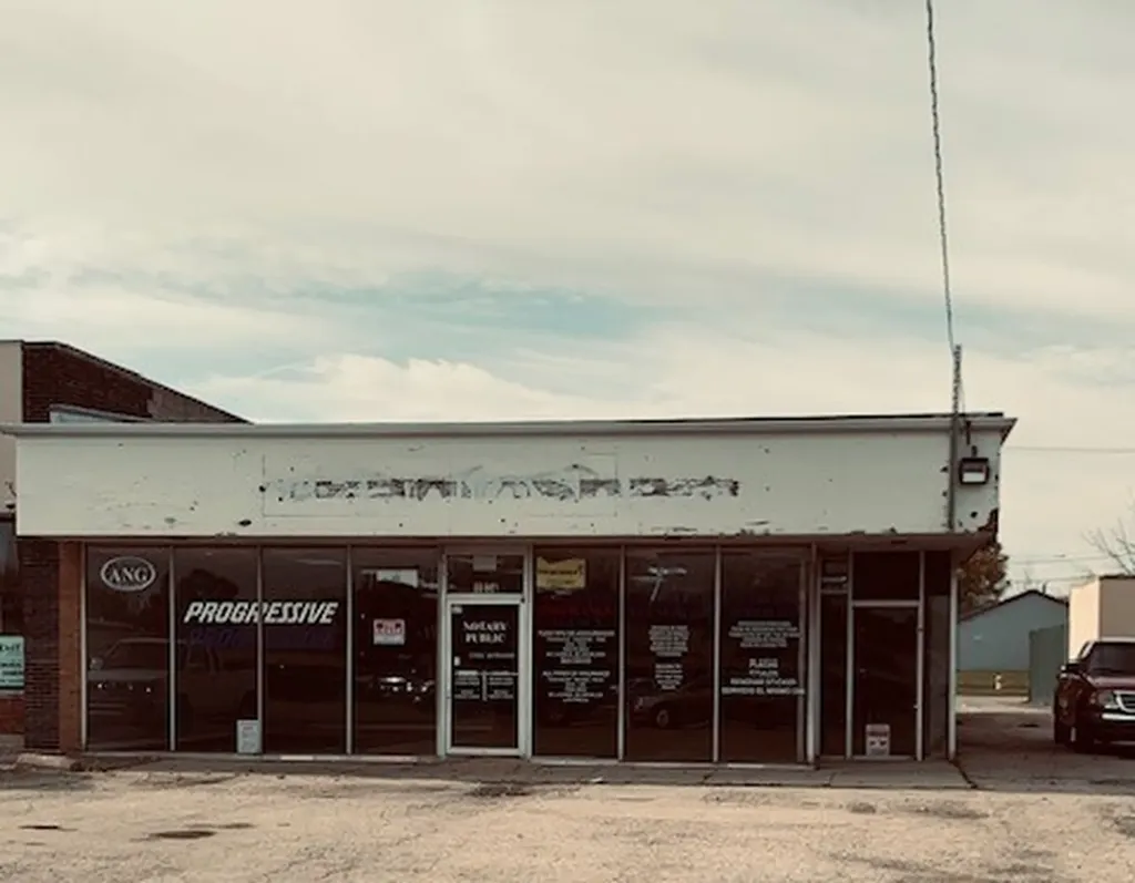 1524 North Lewis Avenue Waukegan IL 60085