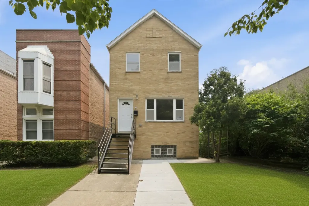 3343 South Michigan Avenue Chicago IL 60616