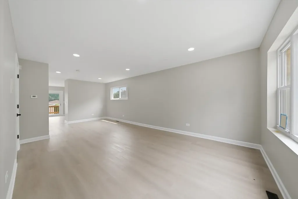 3343 South Michigan Avenue Chicago IL 60616