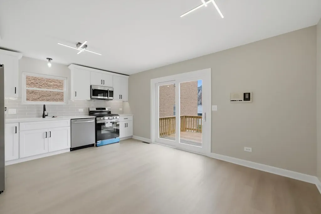 3343 South Michigan Avenue Chicago IL 60616
