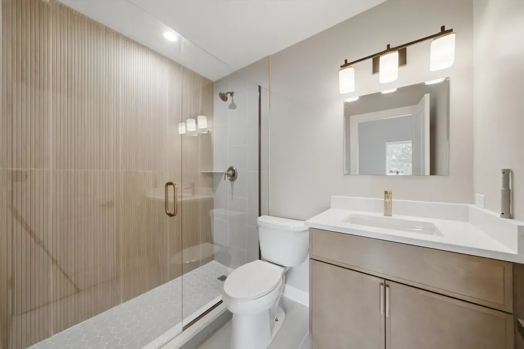 3343 South Michigan Avenue Chicago IL 60616