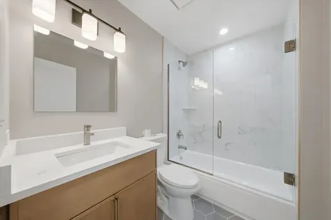 3343 South Michigan Avenue Chicago IL 60616