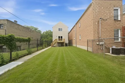 3343 South Michigan Avenue Chicago IL 60616