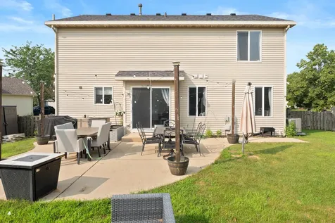 2222 Lynn Court Montgomery IL 60538