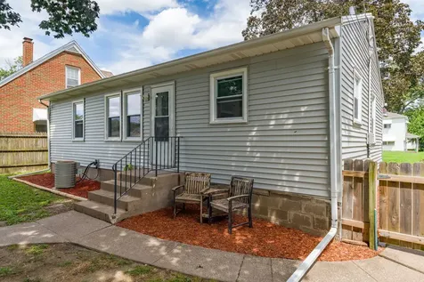 1436 43RD Street Rock Island IL 61201