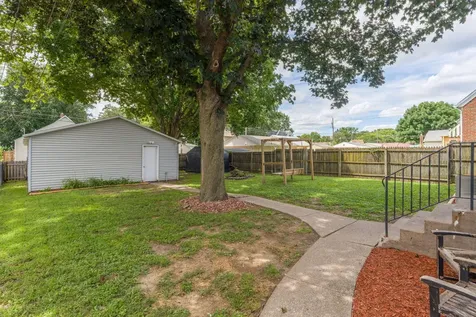 1436 43RD Street Rock Island IL 61201