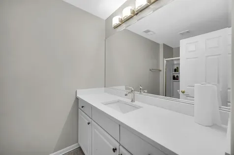 354 Broadmoor Lane Bartlett IL 60103