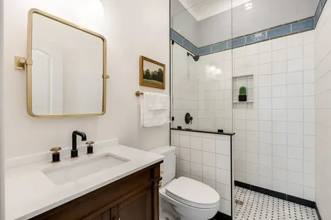 1931 North Whipple Street Chicago IL 60647