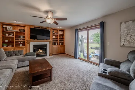 1246 Ivy Street Dekalb IL 60115