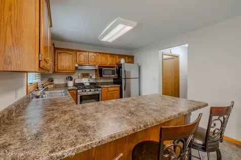 1246 Ivy Street Dekalb IL 60115