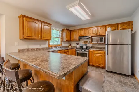 1246 Ivy Street Dekalb IL 60115