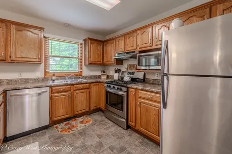1246 Ivy Street Dekalb IL 60115