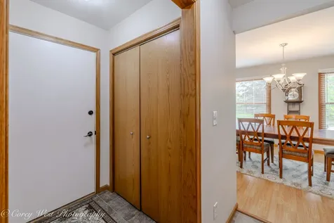 1246 Ivy Street Dekalb IL 60115