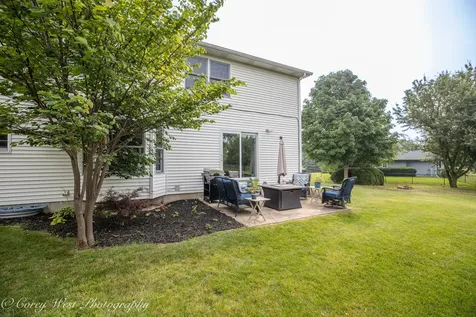 1246 Ivy Street Dekalb IL 60115