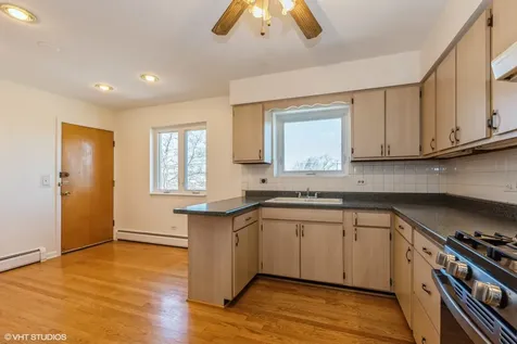 3552 North Oleander Avenue Chicago IL 60634