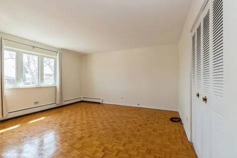 3552 North Oleander Avenue Chicago IL 60634
