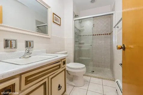 3552 North Oleander Avenue Chicago IL 60634